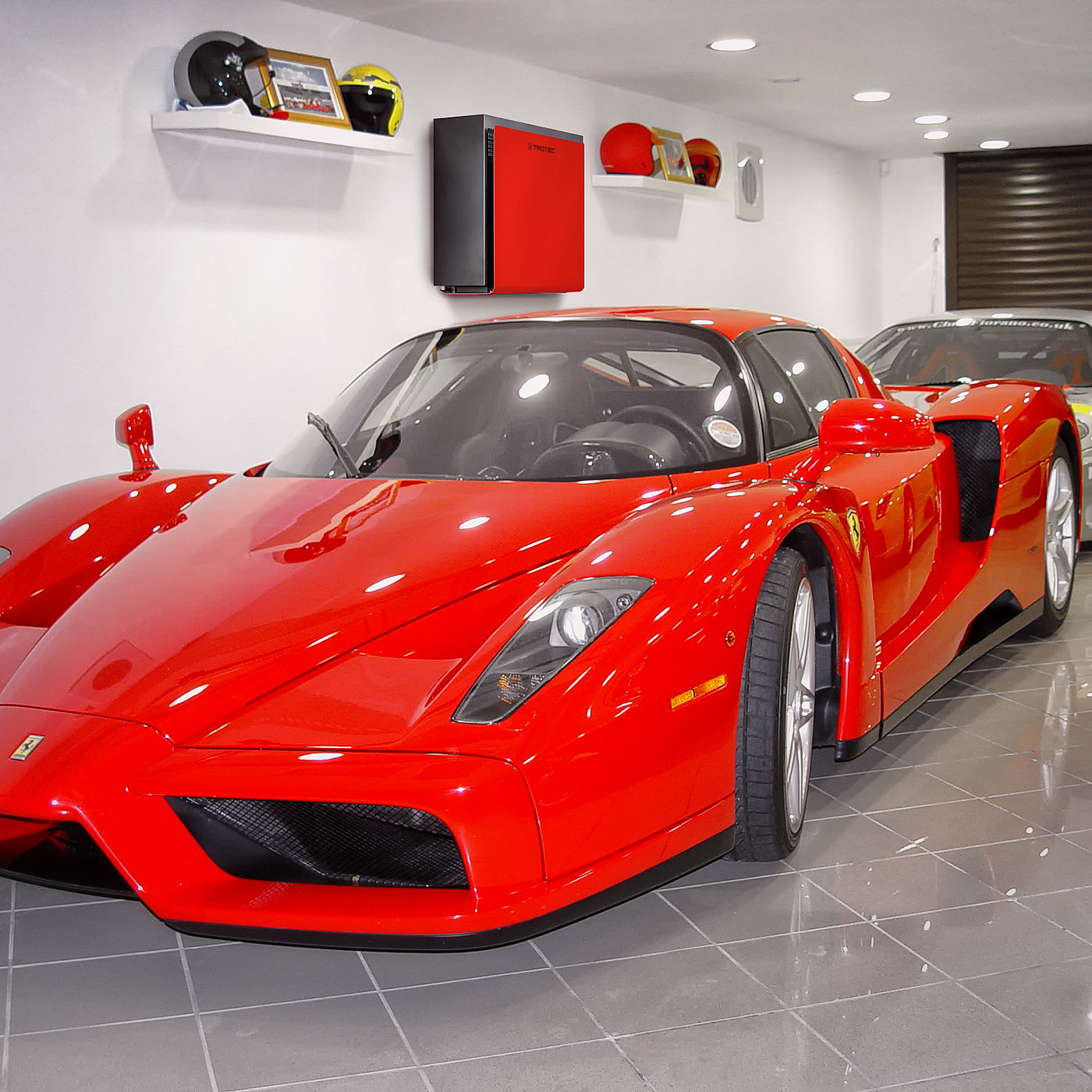 DH 30 VPR+ z osłoną w kolorze czerwonym Ferrari